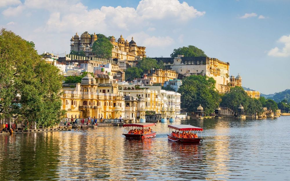 large udaipur india shutterstock 753879010 c9584ba0db