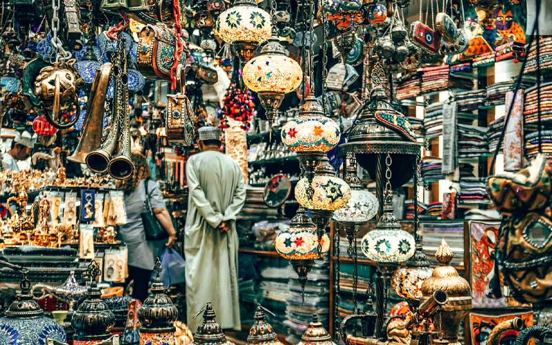 one of the bazaars in khan el khalili1531099971