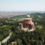 Italian Wonders: Enriching Cultural Encounters